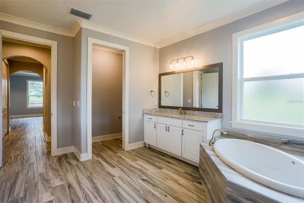 $779,360 | 19 Island Club Drive, Tavares, FL 32778