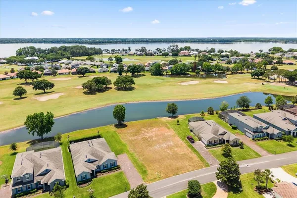 $779,360 | 19 Island Club Drive, Tavares, FL 32778