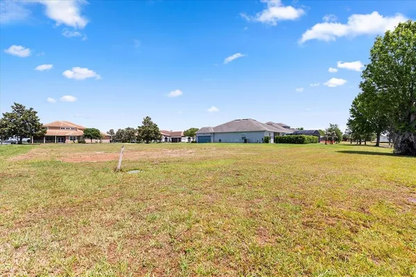 $779,360 | 19 Island Club Drive, Tavares, FL 32778