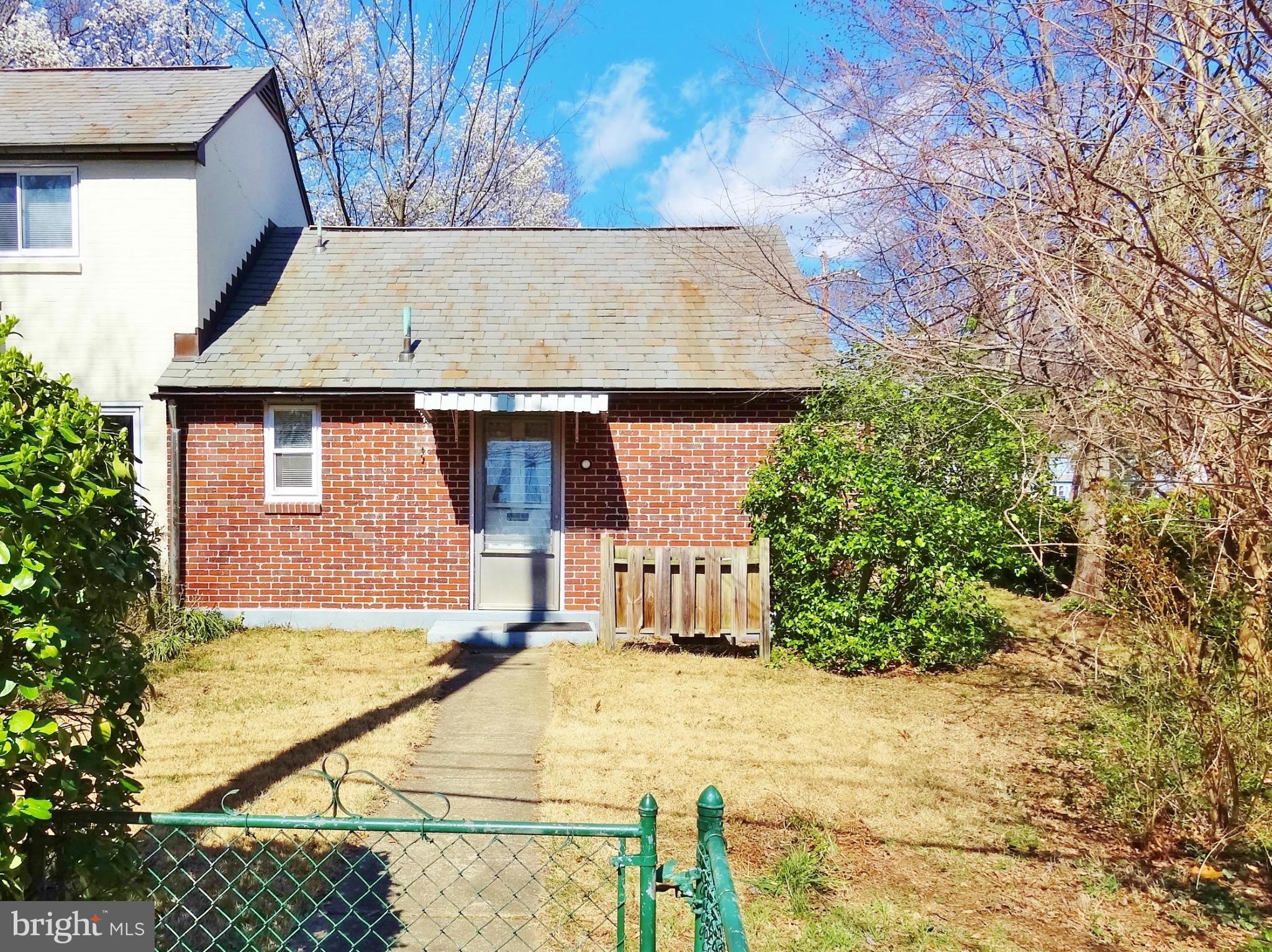 37 Ridge Road, Unit L Greenbelt, MD 20770 - Photo 1 of 10 Service Side Yard