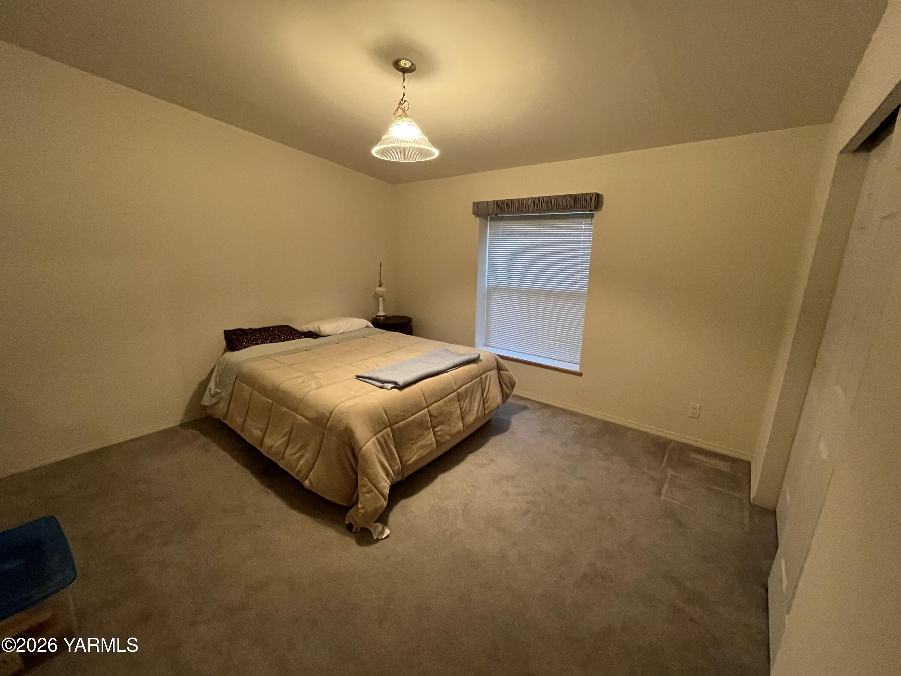 332 Parish Road Selah, WA 98942 - Photo 21 of 23 Second BR
