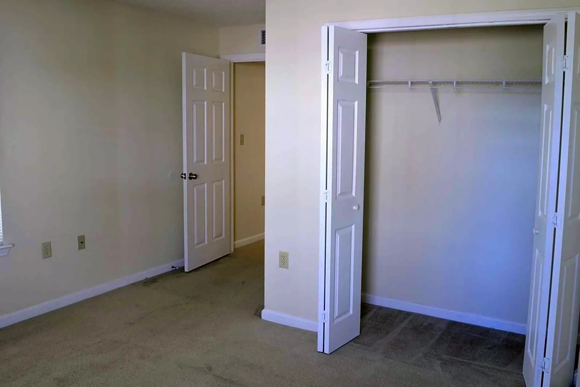 320 South Jackson Street Albany, GA 31701 - Photo 11 of 12