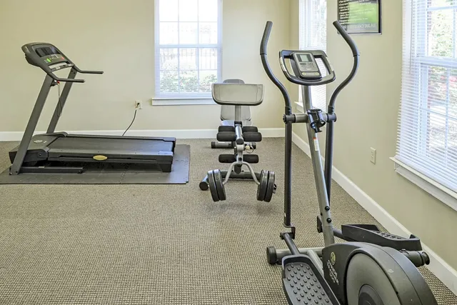 $710 | 320 South Jackson Street, Albany, GA 31701