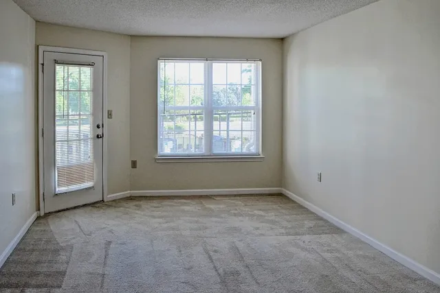 $710 | 320 South Jackson Street, Albany, GA 31701