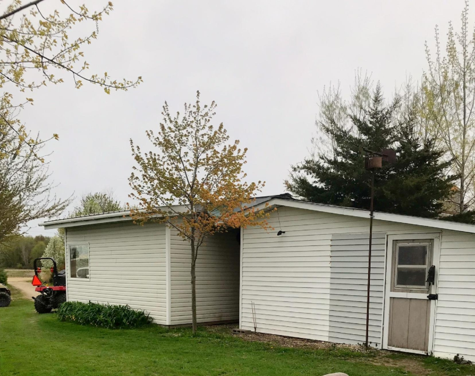 841 East Tupper Lake Road Lake Odessa, MI 48849 - Photo 6 of 14 T8
