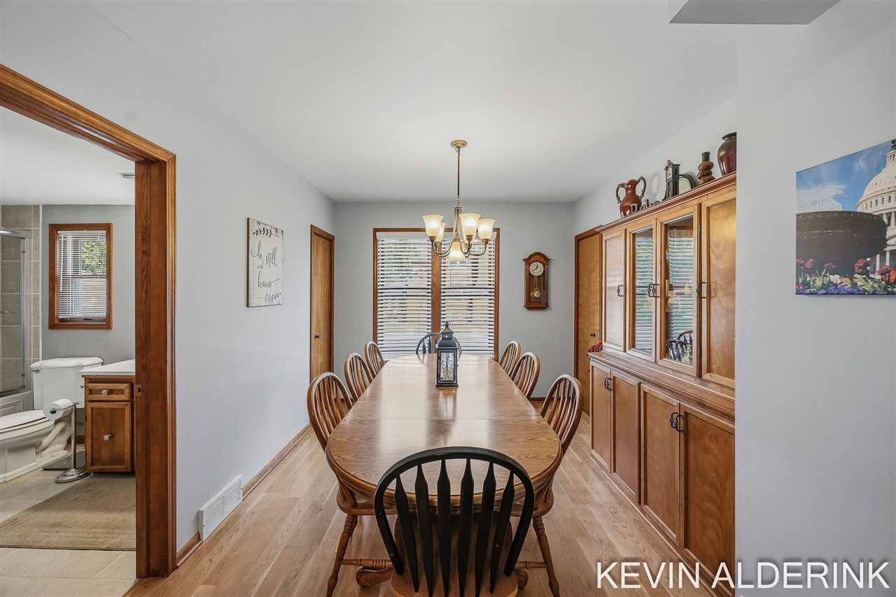 136 South Fairview Road Zeeland, MI 49464 - Photo 12 of 42 Gallery Image 12