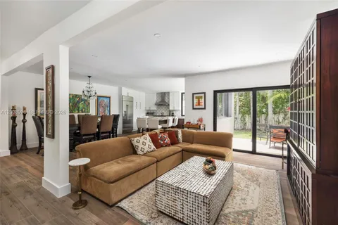 $4,150,000 | 3303 Halissee Street, Coconut Grove, FL 33133