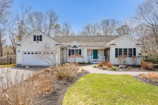 $850,000 | 21 Grand Oak Road, Forestdale, MA 02644