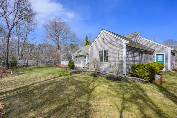 $850,000 | 21 Grand Oak Road, Forestdale, MA 02644