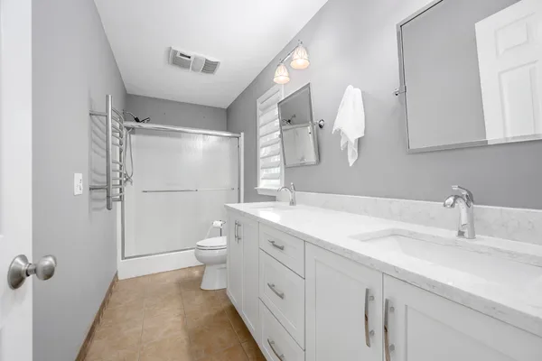 $850,000 | 21 Grand Oak Road, Forestdale, MA 02644