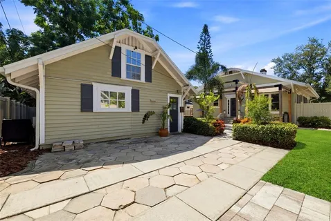 $985,000 | 871 17th Avenue North, St. Petersburg, FL 33704