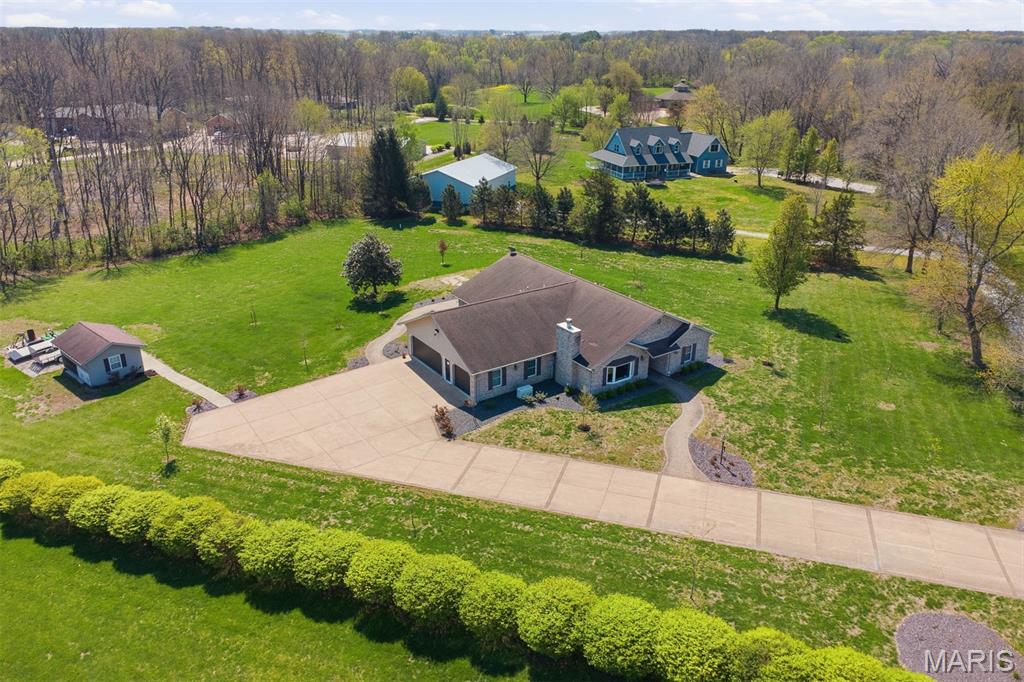 2032 Bluebird Lane Highland, IL 62249 - Photo 49 of 62