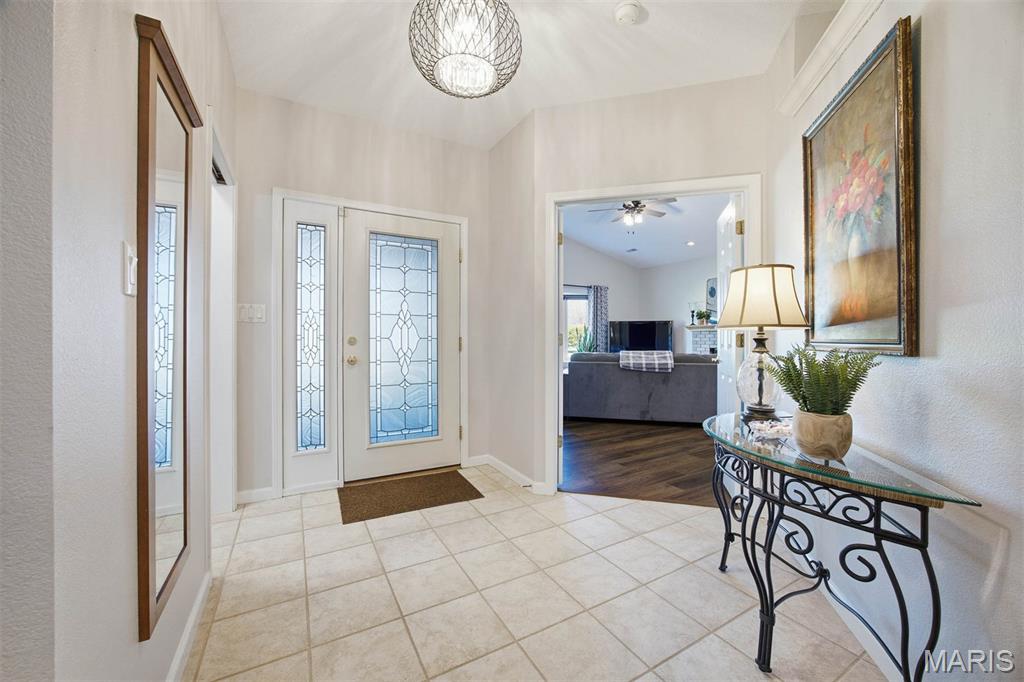 2032 Bluebird Lane Highland, IL 62249 - Photo 5 of 62