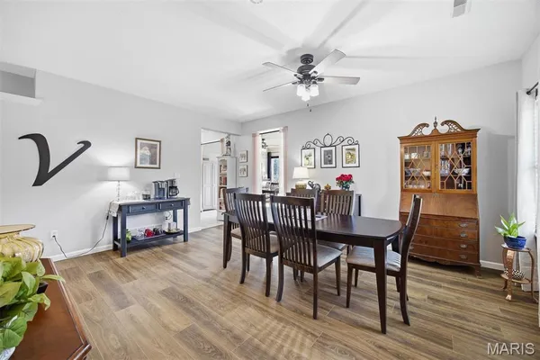 $435,000 | 2032 Bluebird Lane, Highland, IL 62249