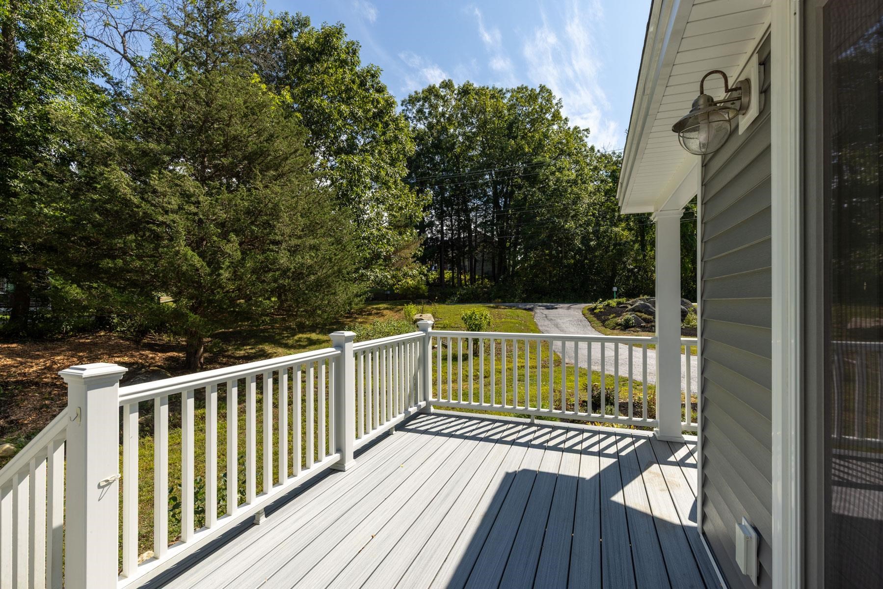 79 Mast Road Dover, NH 03820 - Photo 3 of 32