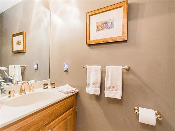 32 Amherst Road Belmont, MA 02478 - Photo 15 of 27 Gallery Image 15