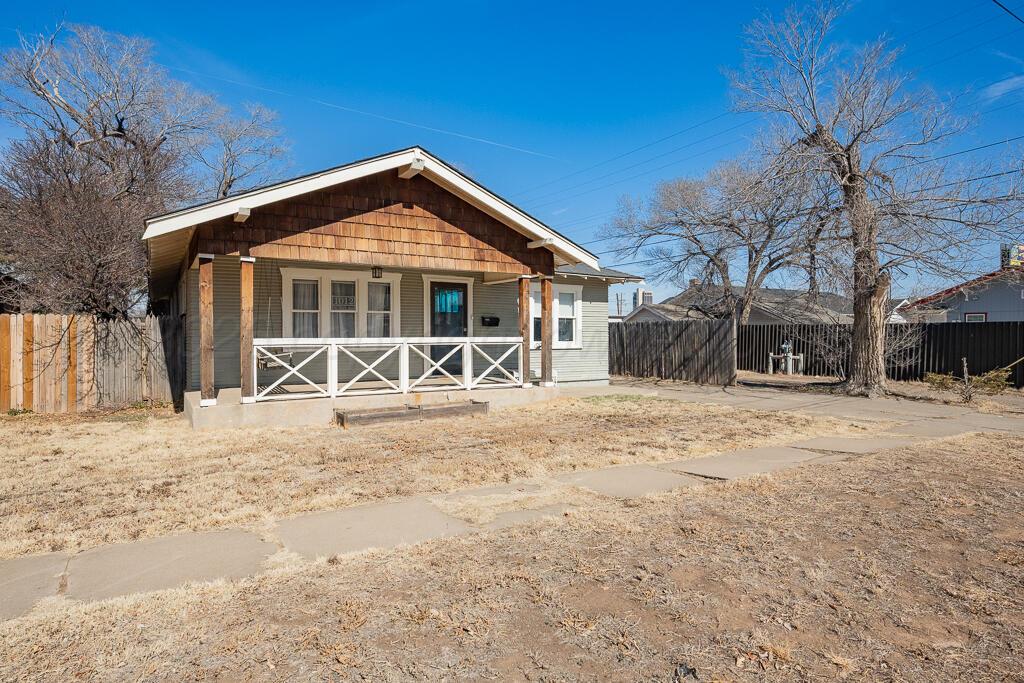 1012 Southwest 16th Avenue Amarillo, TX 79102 - Photo 4 of 24 front 3