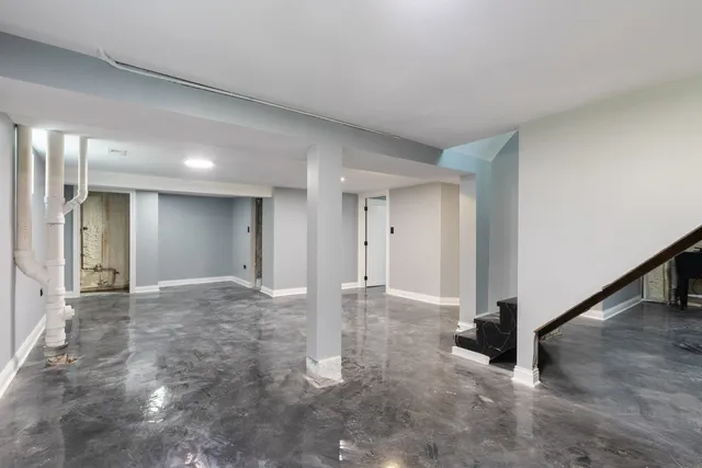 $275,000 | 16910 Lincoln Street, Hazel Crest, IL 60429