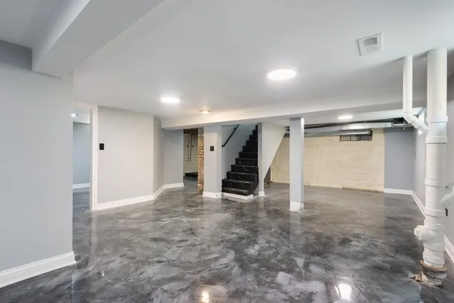 $275,000 | 16910 Lincoln Street, Hazel Crest, IL 60429