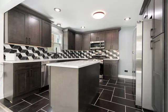 $275,000 | 16910 Lincoln Street, Hazel Crest, IL 60429