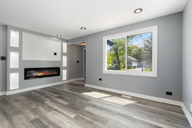 $275,000 | 16910 Lincoln Street, Hazel Crest, IL 60429