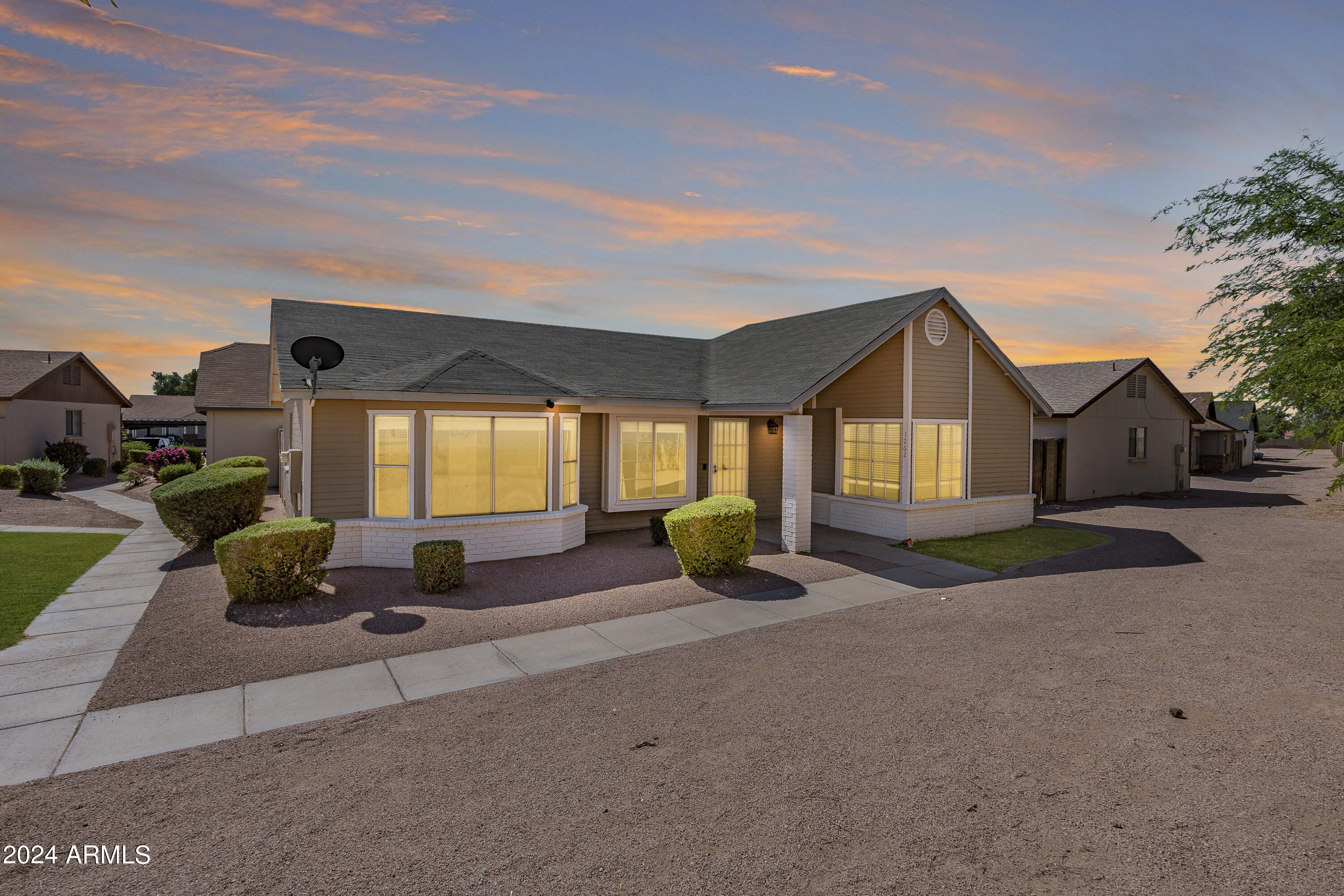 1055 North Recker Road, Unit 1262 Mesa, AZ 85205 - Photo 2 of 34 Gallery Image 2