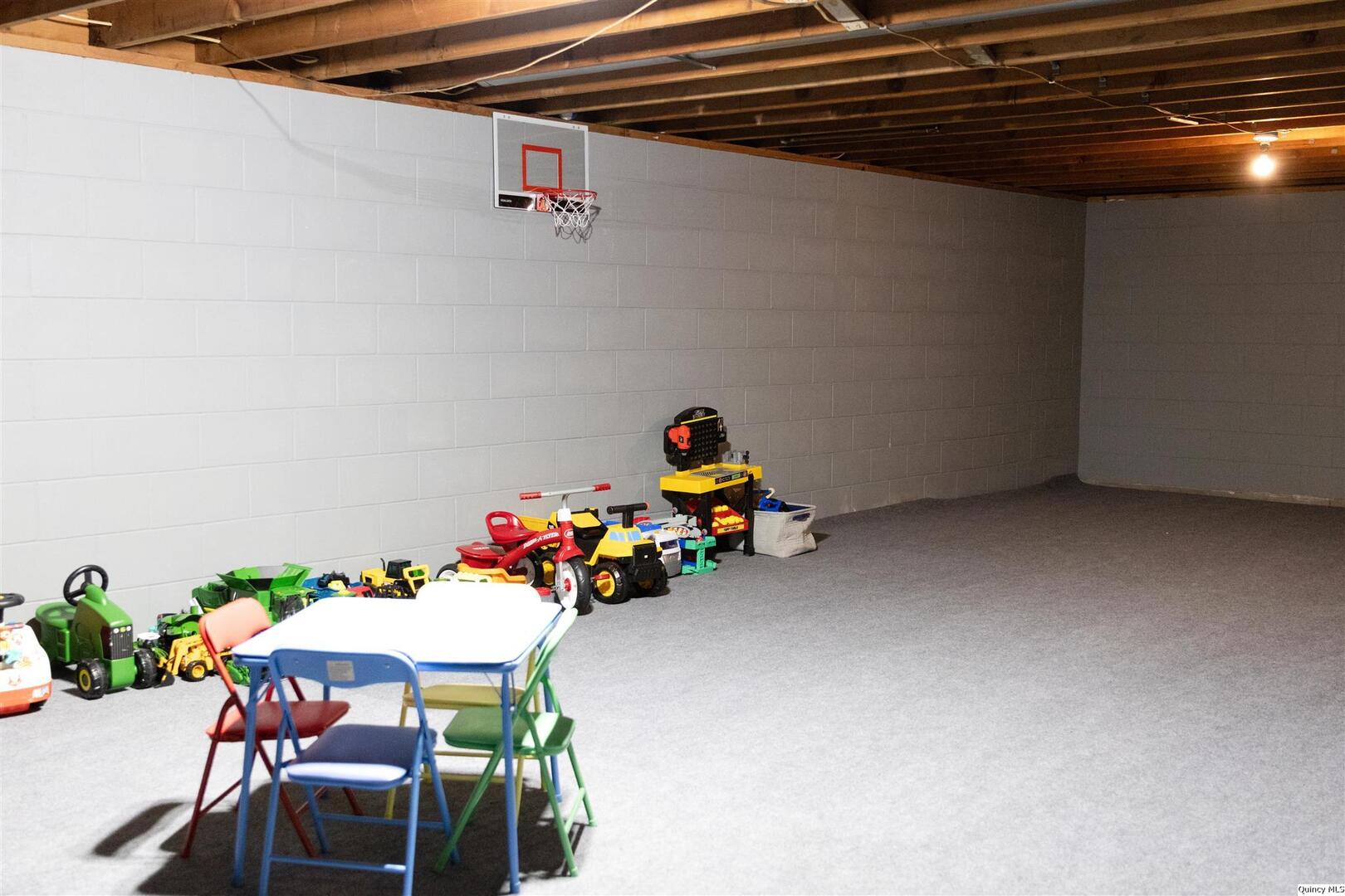 300 1st Street Camp Point, IL 62320 - Photo 14 of 16 Gallery Image 14