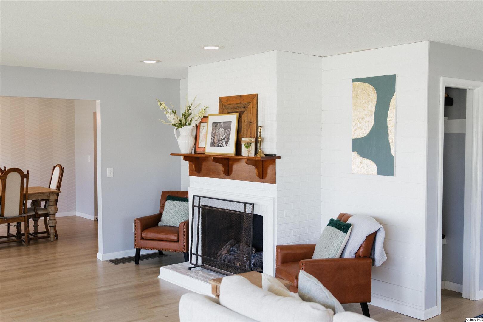 300 1st Street Camp Point, IL 62320 - Photo 5 of 16 Gallery Image 5