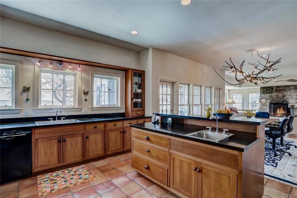 46 Apple Tree Point Lane Brooklin, ME 04616 - Photo 19 of 35 Photo