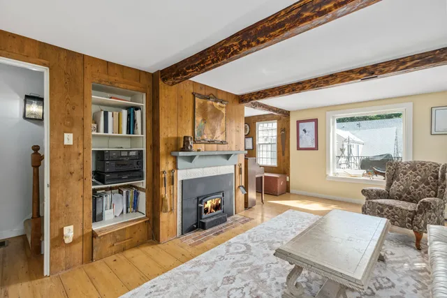 $850,000 | 579 Alford Lake Road, Hope, ME 04847