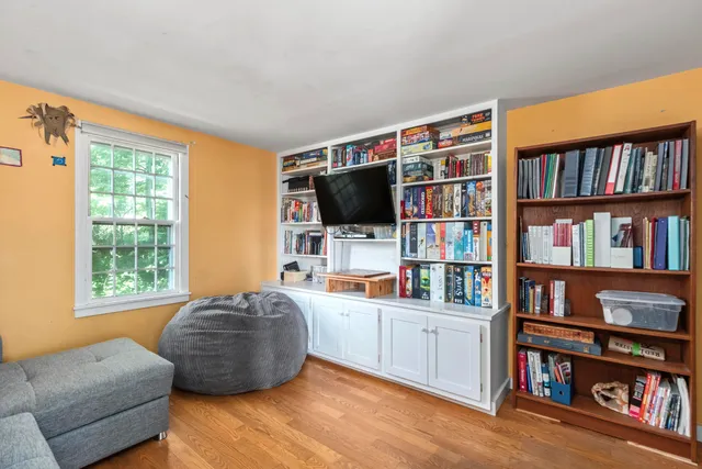 $850,000 | 579 Alford Lake Road, Hope, ME 04847