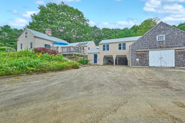 $850,000 | 579 Alford Lake Road, Hope, ME 04847