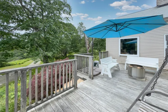 $850,000 | 579 Alford Lake Road, Hope, ME 04847