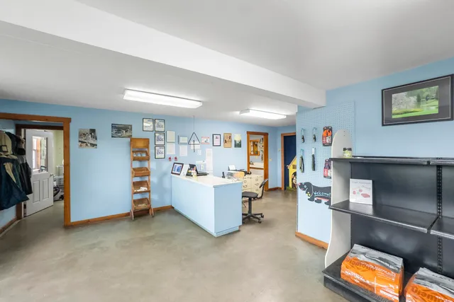 $850,000 | 579 Alford Lake Road, Hope, ME 04847