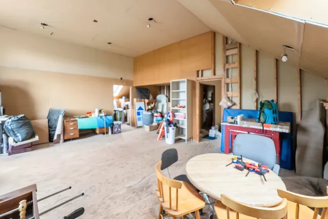 $850,000 | 579 Alford Lake Road, Hope, ME 04847