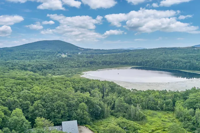 $850,000 | 579 Alford Lake Road, Hope, ME 04847