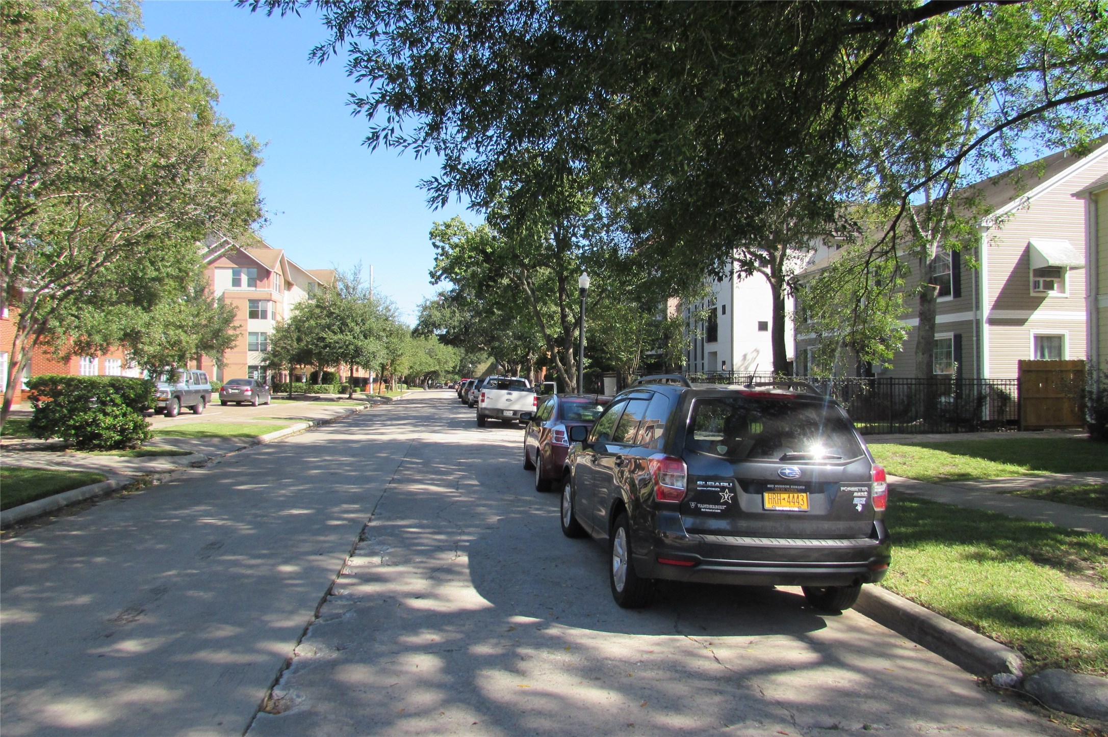 2513 Shakespeare Street, Unit 3 Houston, TX 77030 - Photo 14 of 15 a car parked on the side of a street