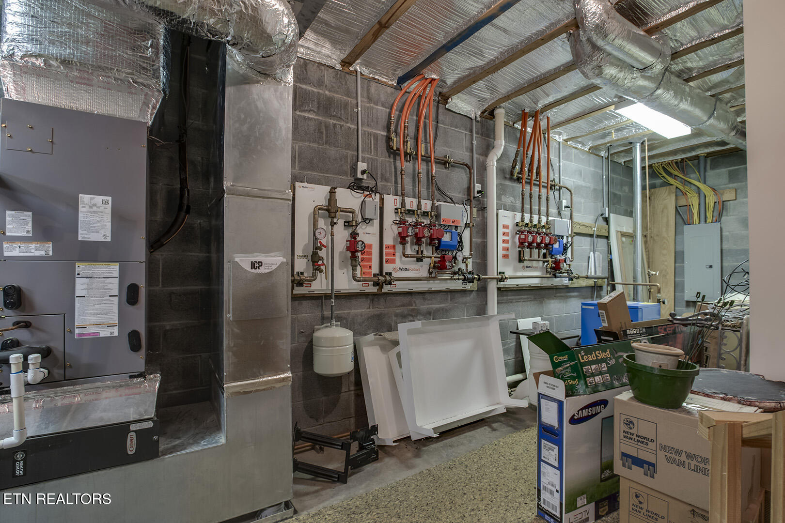 1490 Rarity Bay Parkway Vonore, TN 37885 - Photo 49 of 60 49_RarityBayPkwy_1490_Utility-Storage-Ra