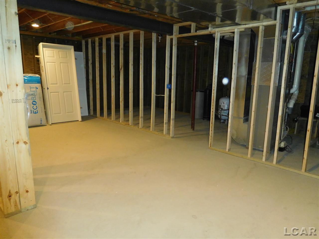 2415 Dinius Road Tecumseh, MI 49286 - Photo 17 of 21 31321969-16.JPG