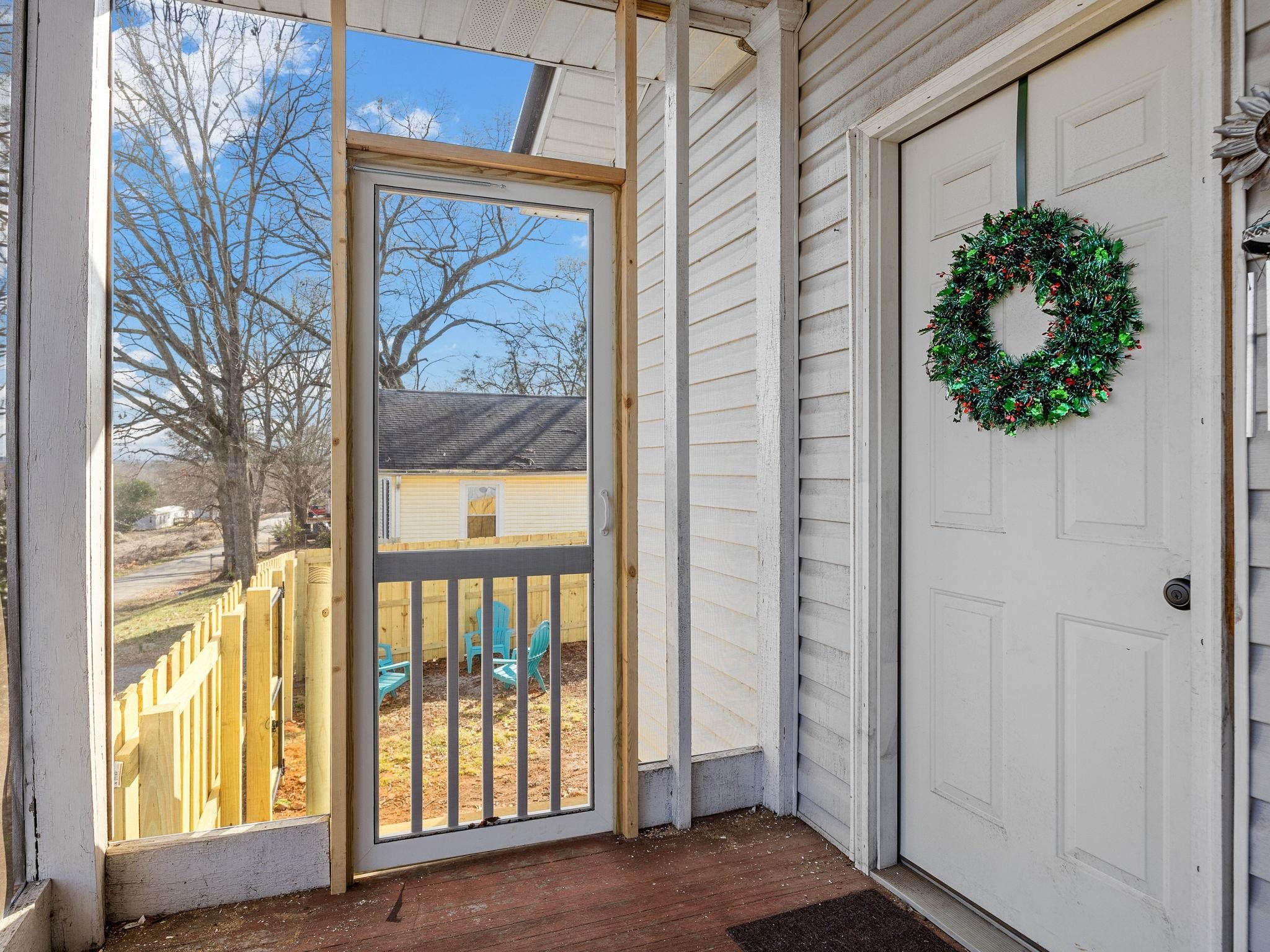 8177 Hill Street Boiling Springs, SC 29316 - Photo 5 of 31