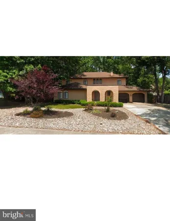 $525,000 | 5 Eastwood Court, Voorhees, NJ 08043