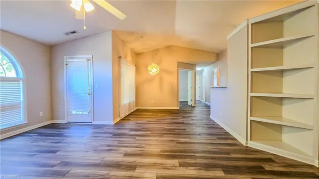 $1,300 | 932 Scholastic Court, Winston-Salem, NC 27106