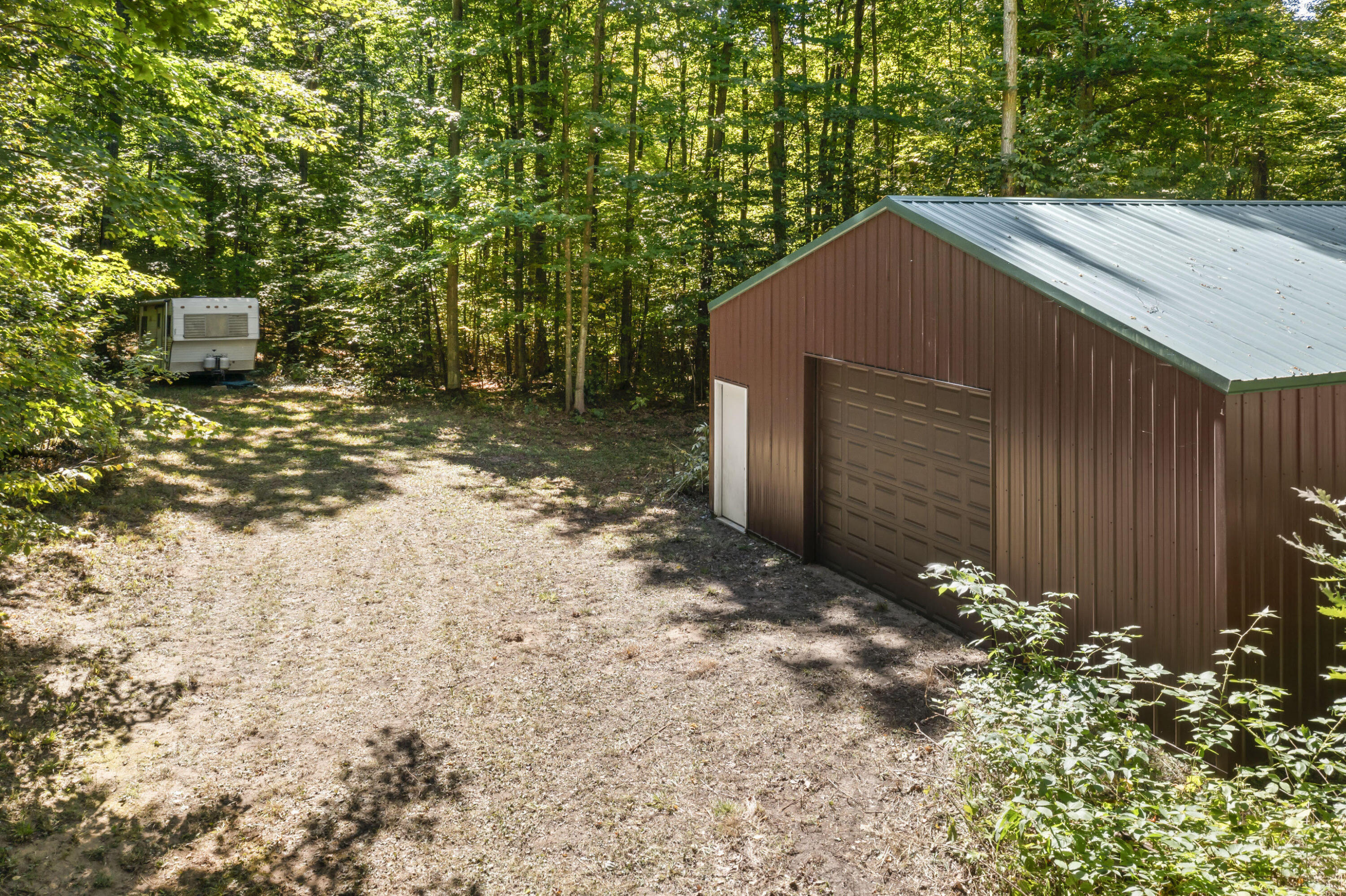 7045 King Road Benzonia, MI 49616 - Photo 1 of 38 Photo 6