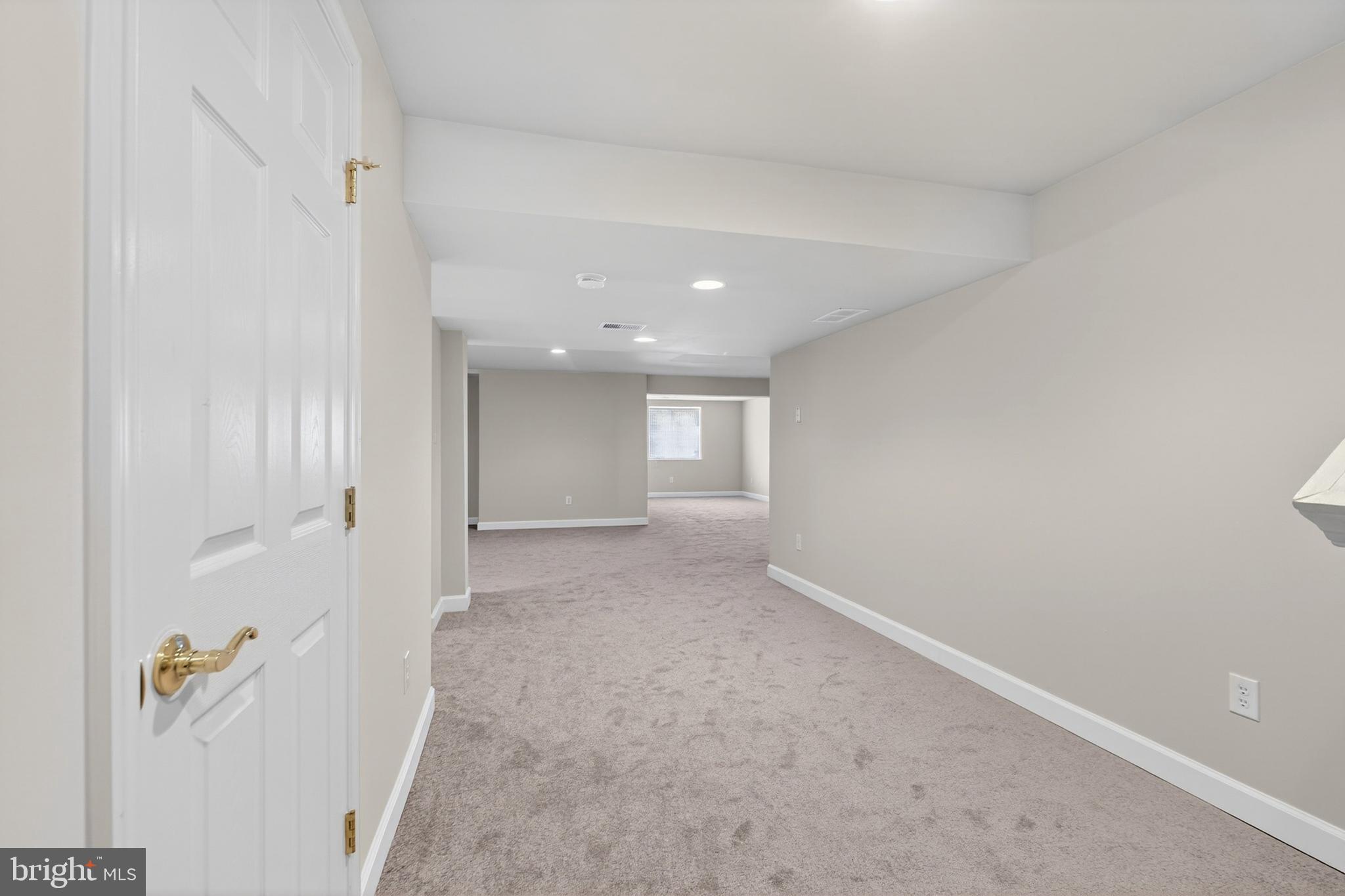 88 Springmill Drive Middletown, DE 19709 - Photo 42 of 63 an empty room with windows