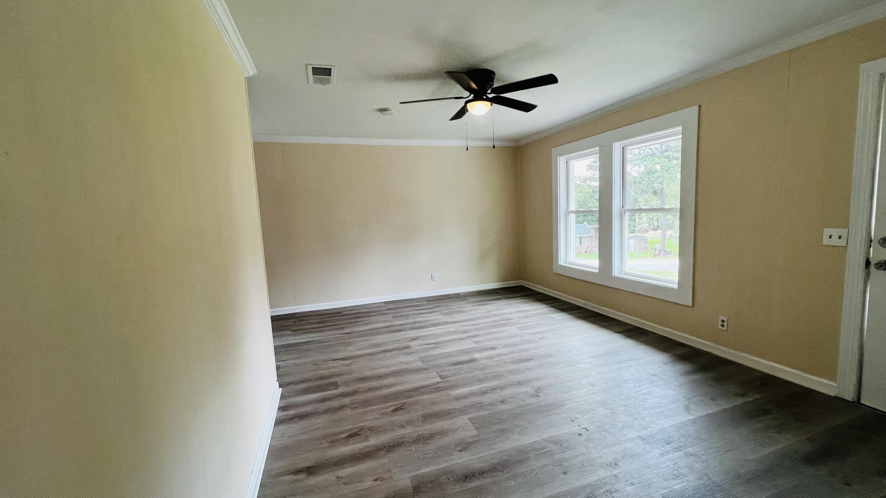 508 Bryant Street McCormick, SC 29835 - Photo 9 of 29 IMG_5277