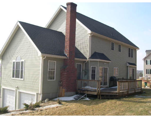 7 Deer Run Charlton, MA 01507 - Photo 4 of 10