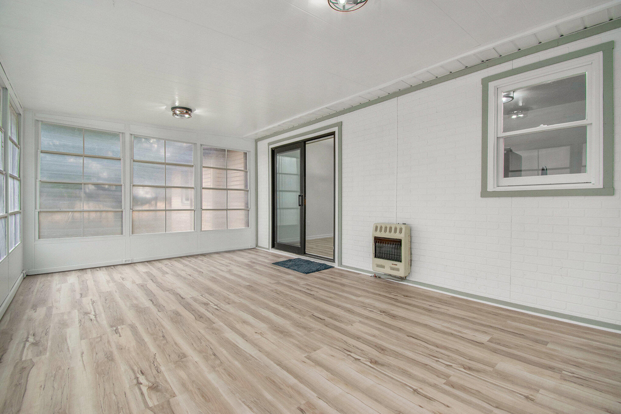 17455 Starbrick Street Edwardsburg, MI 49112 - Photo 14 of 25 014_photo_nov_15_2025_12_56_03_pm_807