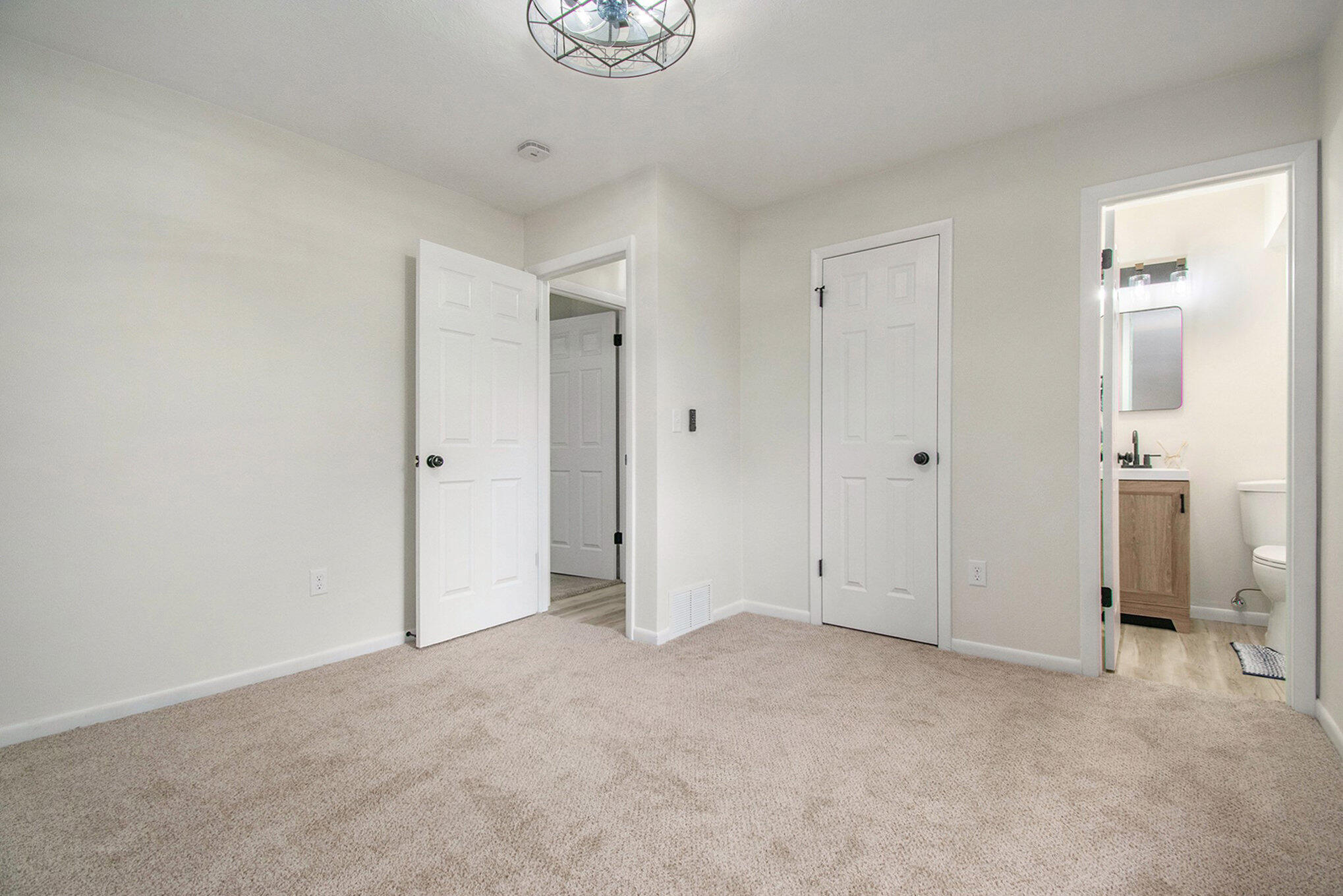 17455 Starbrick Street Edwardsburg, MI 49112 - Photo 6 of 25 006_photo_nov_15_2025_1_06_11_pm_441