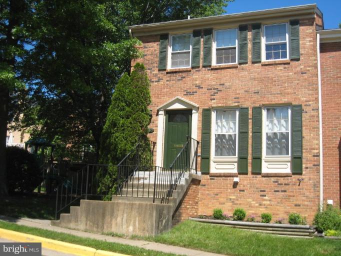 All Brick end unit townhouse