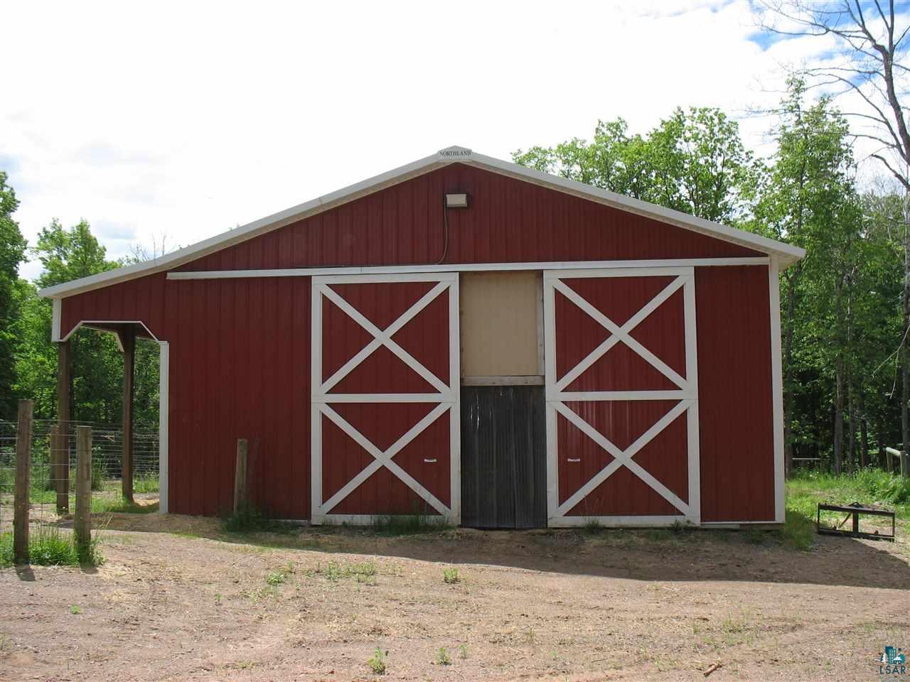 1645 Ridgeview Drive Carlton, MN 55718 - Photo 29 of 35 animal barn end view